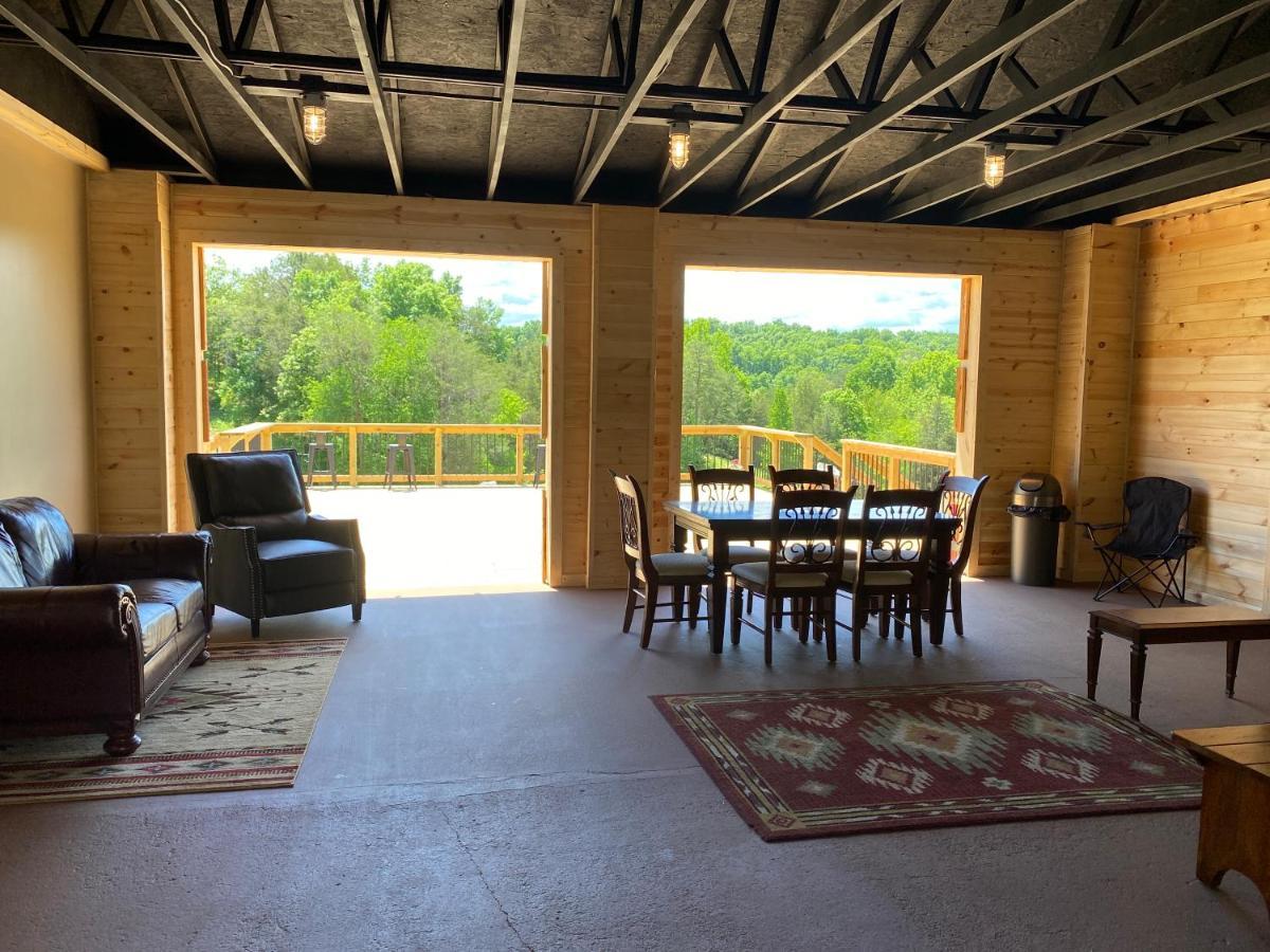 Smoky Hollow Outdoor Resort Covered Wagon Sevierville Exterior photo